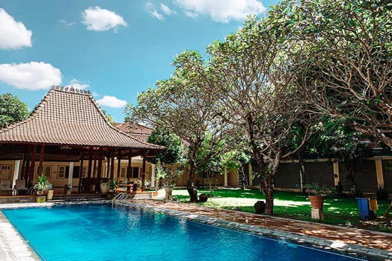 Tirtodipuran Hotel By Natts Hospitality Indonesia Джокякарта Екстериор снимка