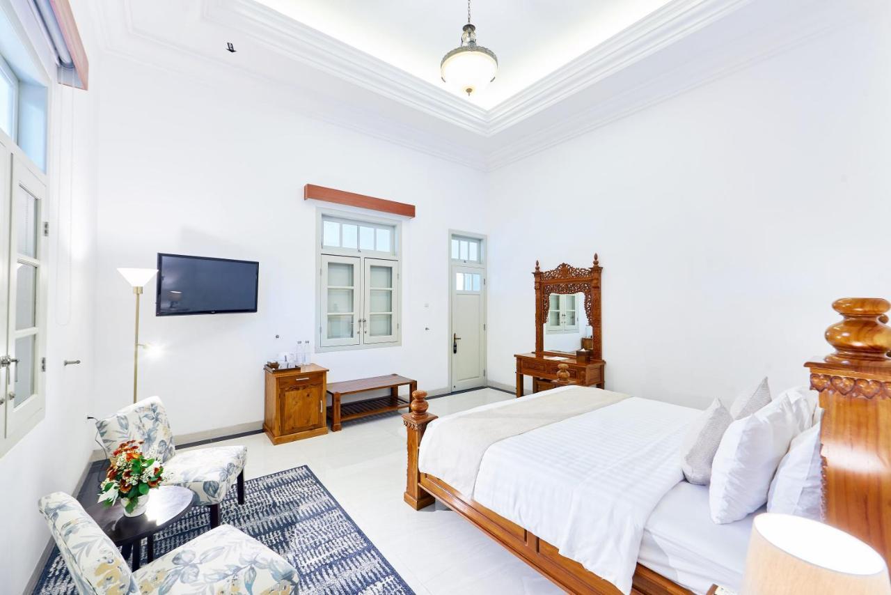 Tirtodipuran Hotel By Natts Hospitality Indonesia Джокякарта Екстериор снимка